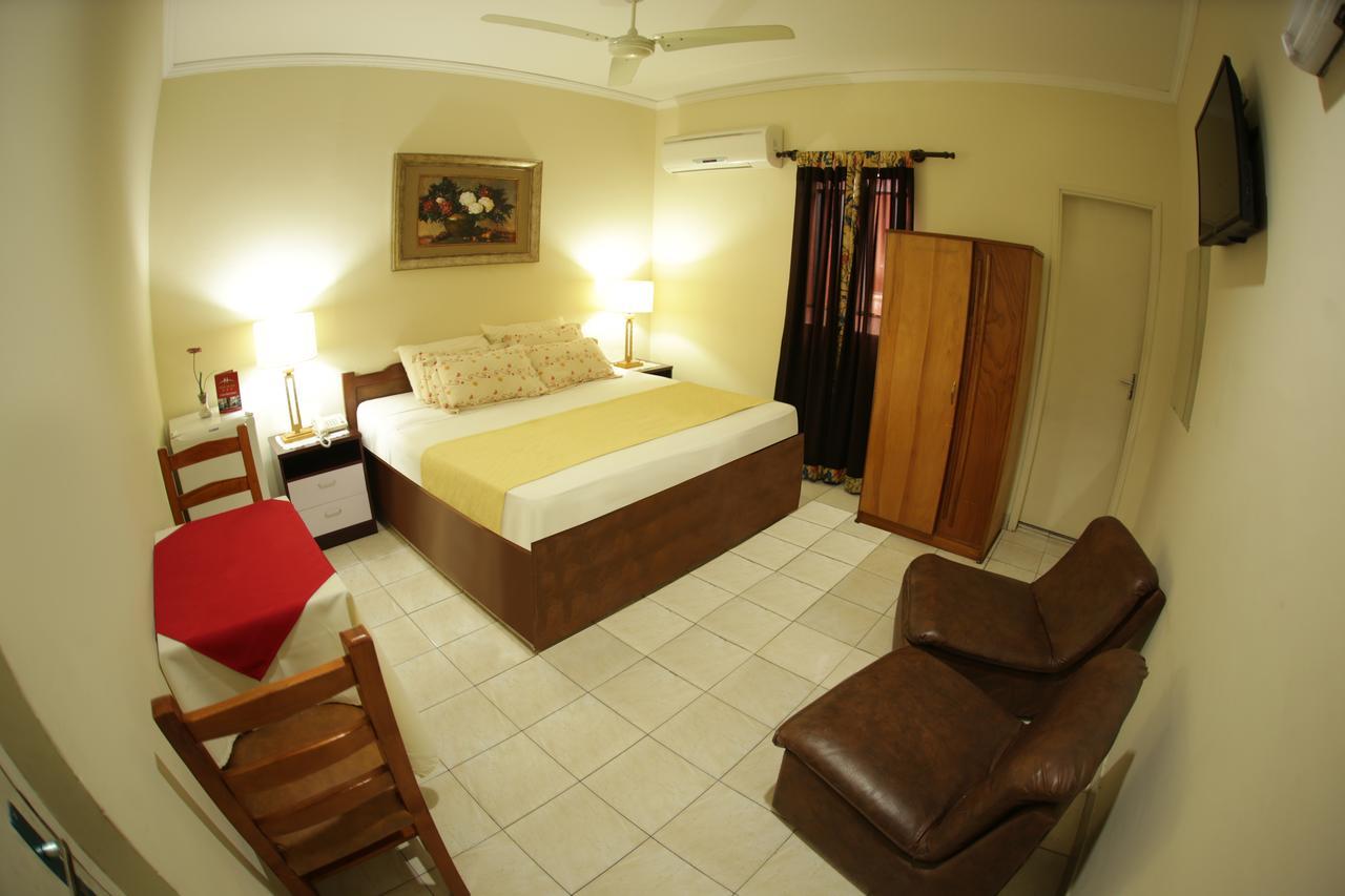Hotel Del Sur San Lorenzo Ruang foto