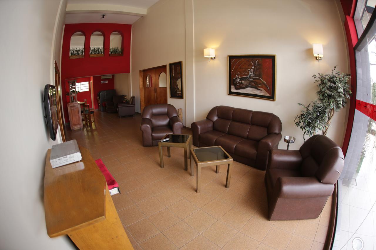 Hotel Del Sur San Lorenzo Bagian luar foto