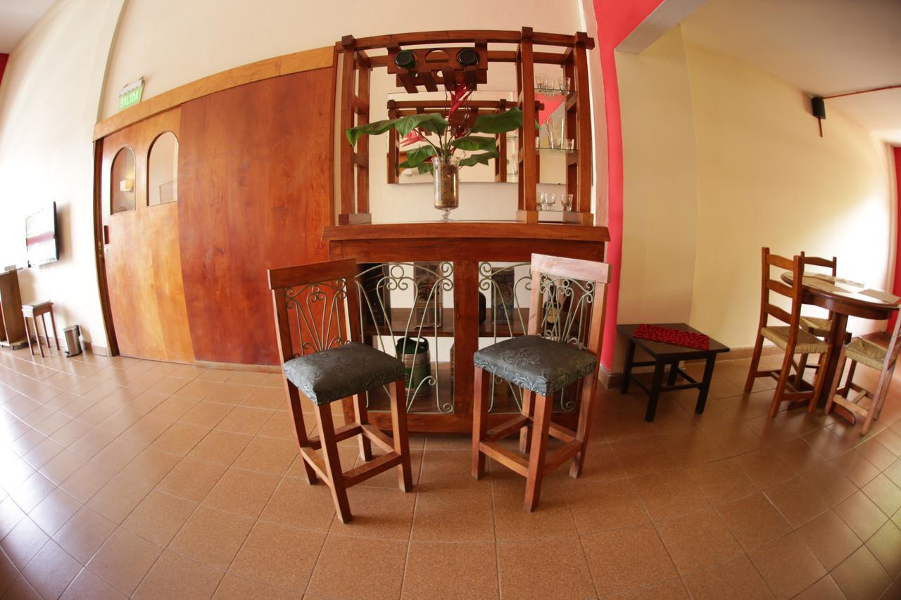 Hotel Del Sur San Lorenzo Bagian luar foto