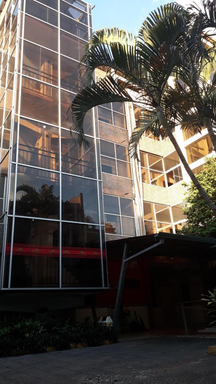 Hotel Del Sur San Lorenzo Bagian luar foto